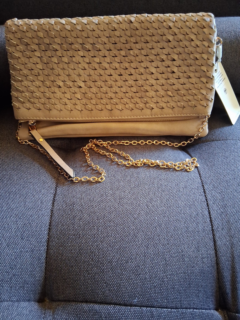 Urban Expressions Beige Woven Fold-Over Crossbody with Gold Chain